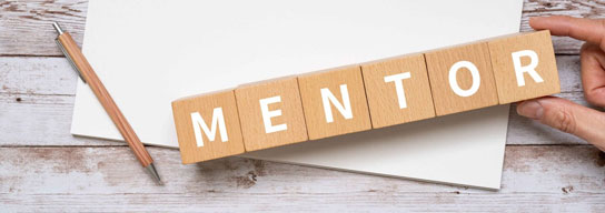 メンターとは?メンティーとの違いやビジネスにおいてのメンターの役割について解説